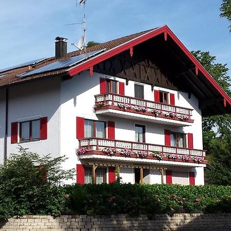 Ferienwohnungen Maderhof リムシュティング エクステリア 写真