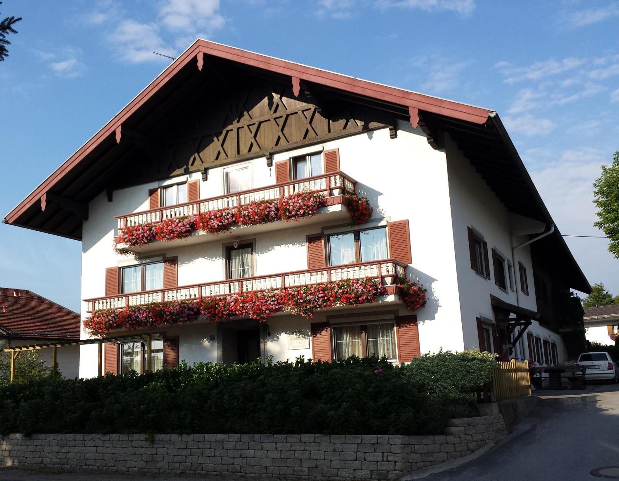 Ferienwohnungen Maderhof リムシュティング エクステリア 写真